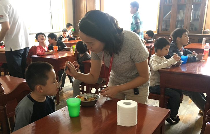上海申美与太古冷链物流（上海）携手探访残疾儿童