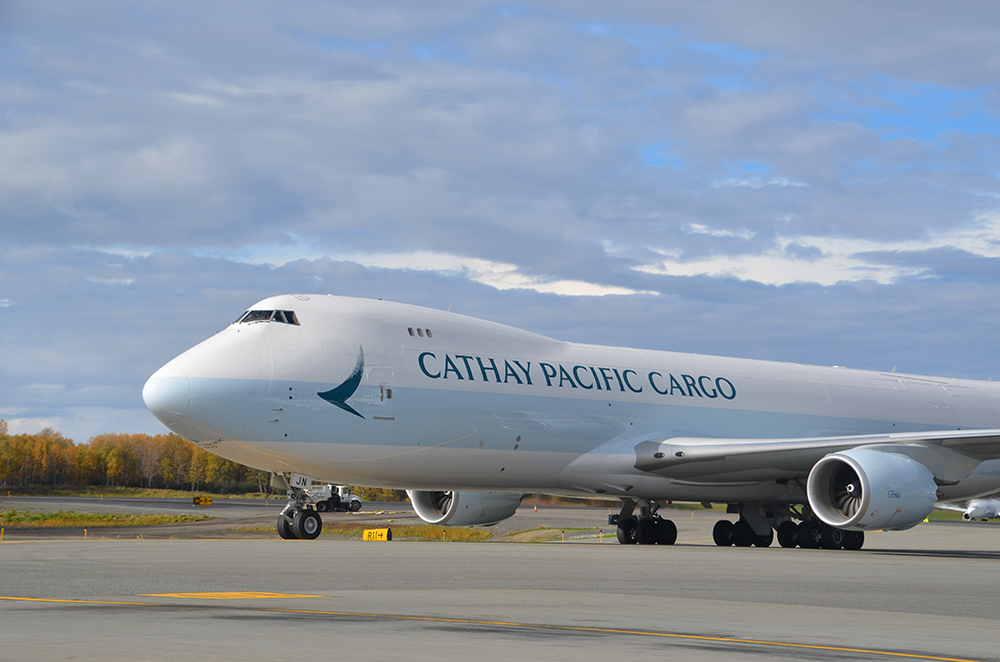 国泰航空推出“飞向更蓝天”碳抵销计划货运方案