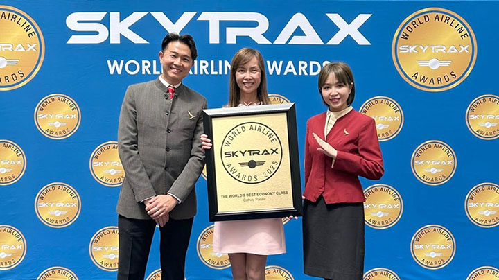 国泰航空荣膺Skytrax全球最佳航空公司三甲